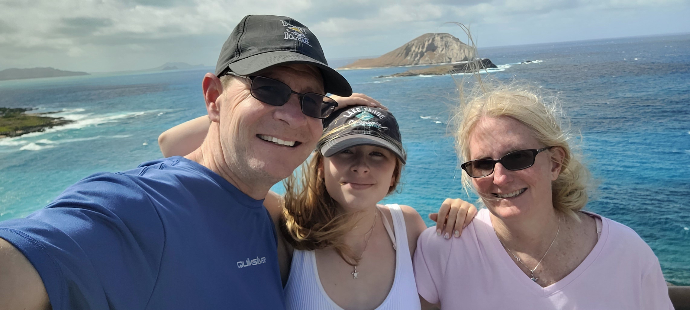 family in maui